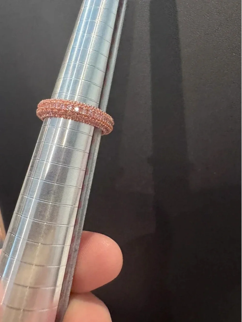 Beautiful fashion ring, rose gold tone 6.5 pavé style